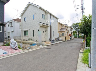 【前面道路含む現地写真】