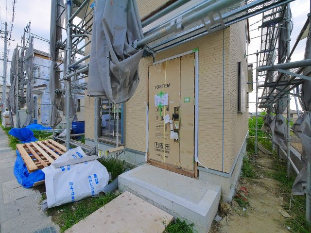 木津川市州見台6丁目1-14号地戸建貸家のエントランス