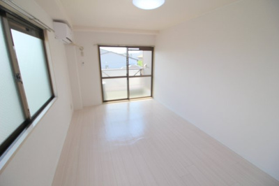 【洋室】 | ＡＩＲＯＳＥ豊中