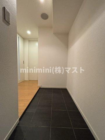 KDXレジデンス本町橋の玄関