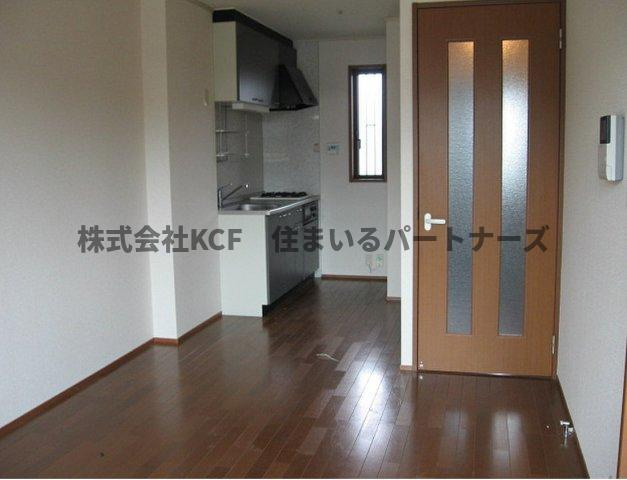 ブルーツリーアンの居間・リビング|おしゃれな居間です