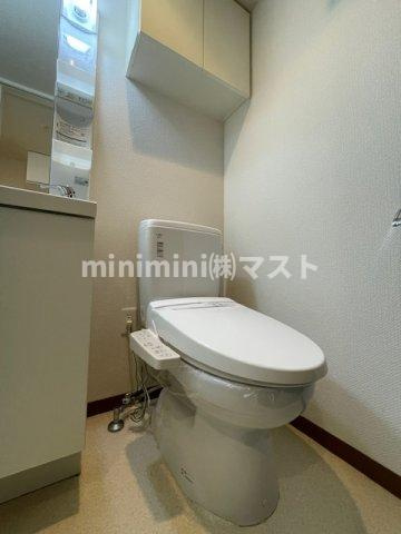 ステージグランデ堺筋本町のトイレ|ウォシュレット付