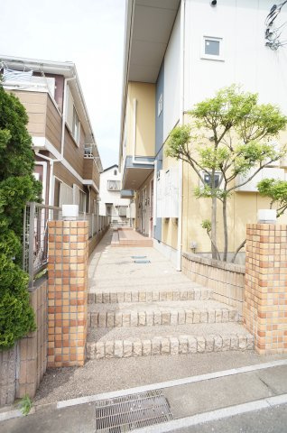 メゾンルミエールのエントランス