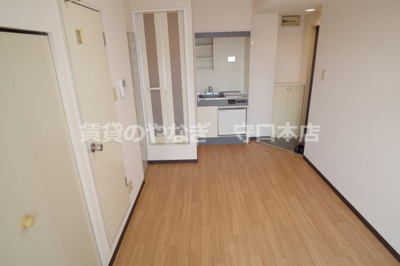 【洋室】 | コロナハイツ