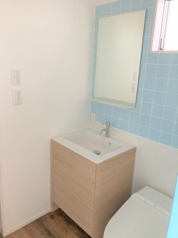 PARASOL　APARTMENT　A棟の洗面所