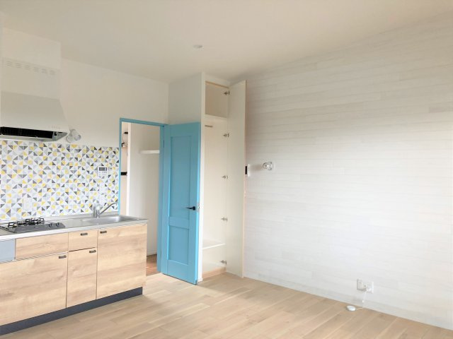 PARASOL　APARTMENT　A棟の居間・リビング