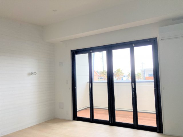 PARASOL　APARTMENT　A棟の居間・リビング