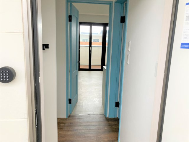 PARASOL　APARTMENT　A棟の玄関