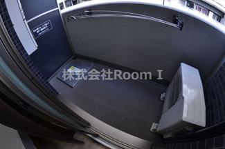 【バルコニー】 | プレサンス松屋町駅前 | 開放的で明るい空間を演出してくれるバルコニーです