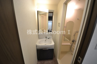 【洗面所】 | プレサンス松屋町ヴェルデス | 忙しい朝には欠かせない洗面所です