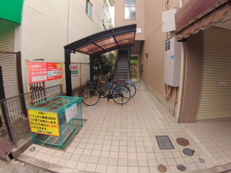 【エントランス】
