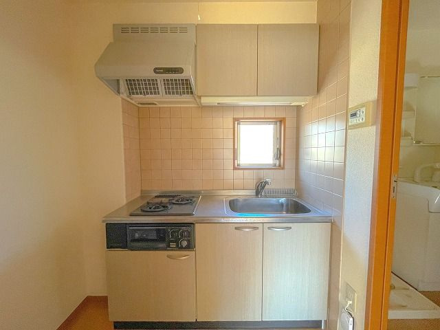 アヴニールのキッチン|ゆったりとした空間のトイレです
※反転の場合がございます。