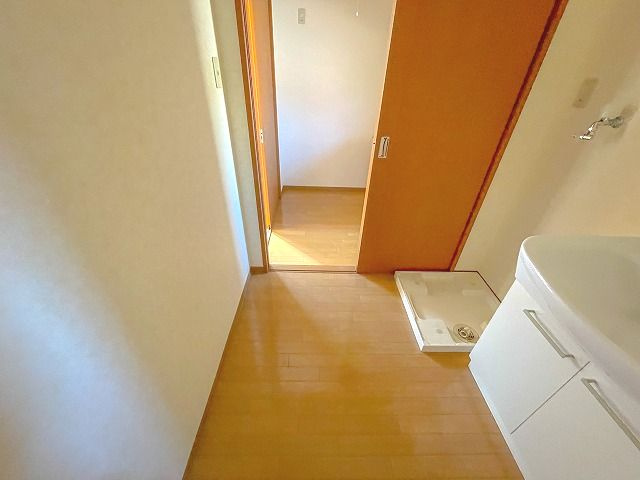 アヴニールの洗面所|使いやすい洗面所です
※反転の場合がございます。