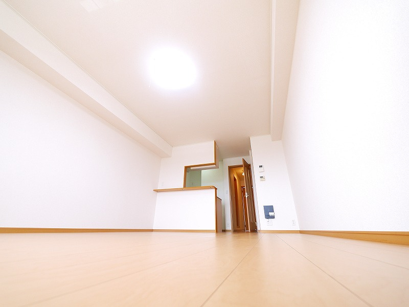 エクセルコートBの居間・リビング|ゆったりとしたリビングです