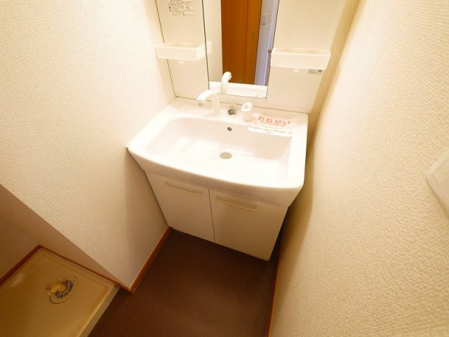 エクセルコートBの洗面所|忙しい朝には欠かせない洗面所です