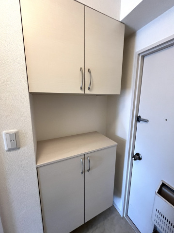 サンハイツ本山の玄関