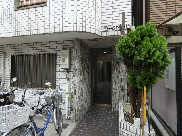 【エントランス】 | コーポ万代