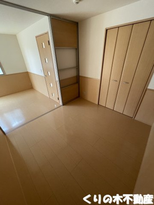 【寝室】 | エトワールしゅりⅡ | 落ち着いた色調の寝室です