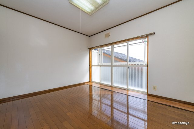 あっぷるハウス三輪の居間・リビング