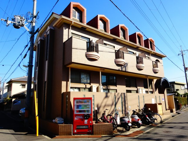 プレステージフジ狭山壱番館の外観