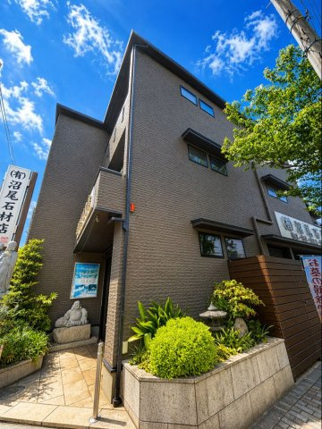 フォレストメゾン府中桜通りの外観