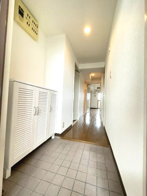 【玄関】 | ストークコート