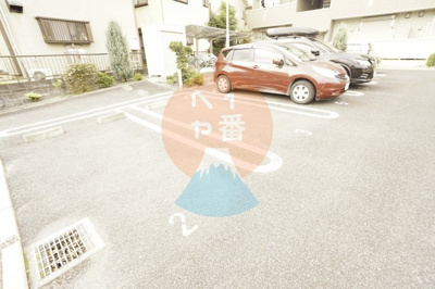 【駐車場】 | ソフィス蛍田 | 駐車場です