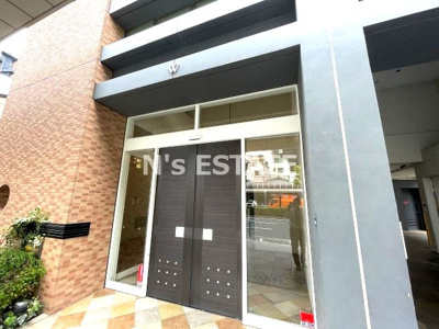 【エントランス】 | ラ・ウェゾン湊川公園