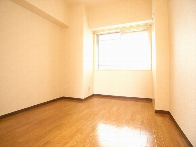 【洋室】 | イーストマンション