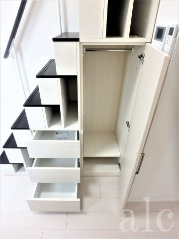 練馬区桜台５丁目のアパートの収納