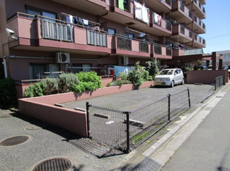 【駐車場】