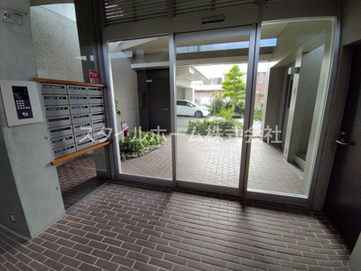 【エントランス】 | WEST-1