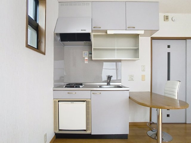 フォーブル十日町のキッチン