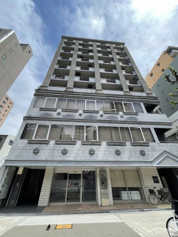 サクシード南森町の外観