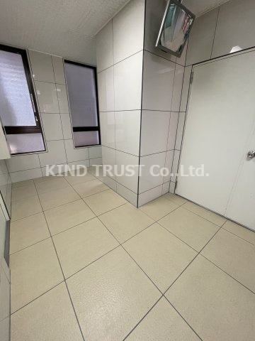 サクシード南森町のロビー