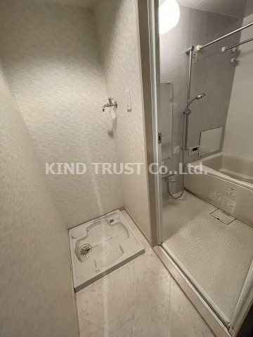 サクシード南森町のシャワールーム