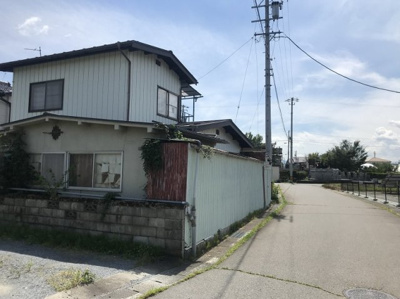 【前面道路含む現地写真】 | 佐久市平賀新町中古住宅