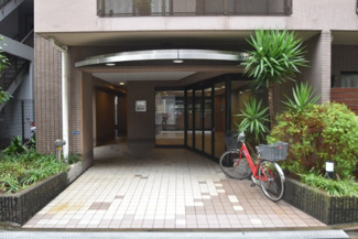 【エントランス】 | エントランス　オートロック付き