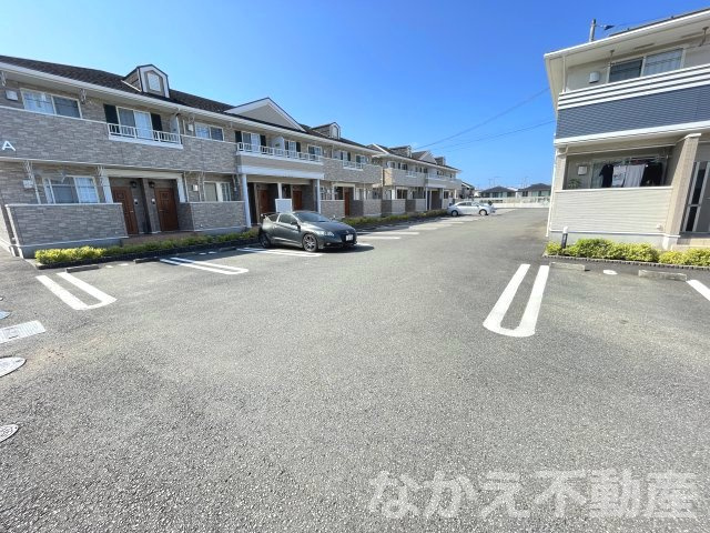【駐車場】 | 車をお持ちの方に嬉しい駐車場付きの物件です