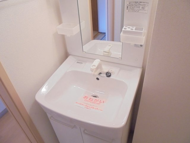 ルミエールⅡの独立洗面台