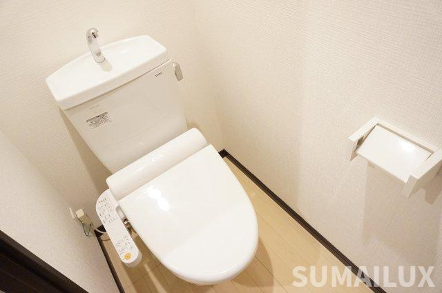 熊本市中央区南熊本１丁目の賃貸マンションのトイレ