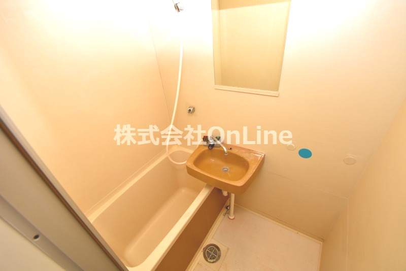 ハイツ菱屋の浴室