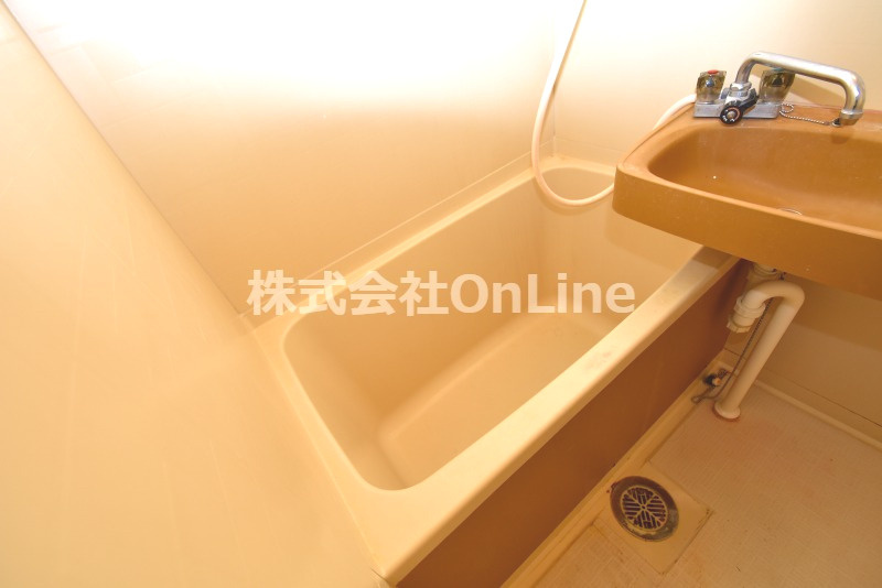 ハイツ菱屋の浴室