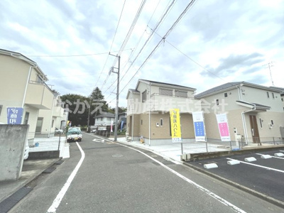【前面道路含む現地写真】 | 仲介手数料無料　府中市緑町２丁目新築戸建て３棟　３号棟