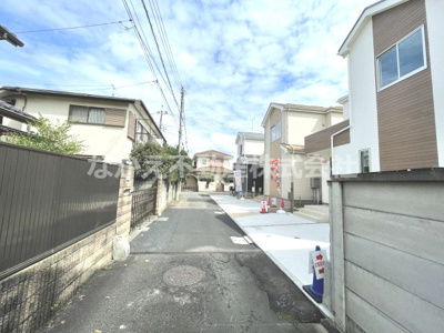 【前面道路含む現地写真】 | 仲介手数料無料　府中市是政1丁目3棟（残り1棟）2号棟