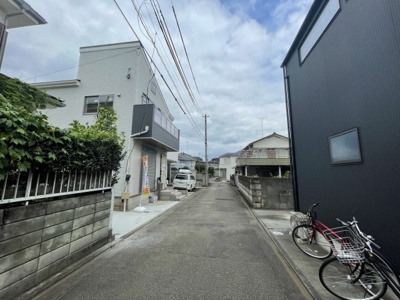 【前面道路含む現地写真】 | 府中市晴見町3丁目新築戸建て