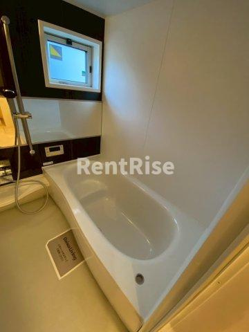 アンダー フォレスト Ⅲの浴室