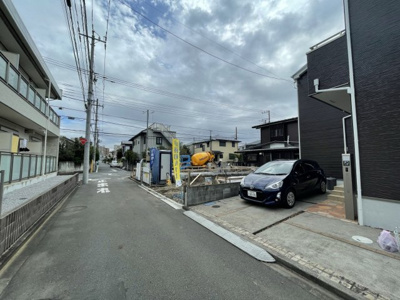 【前面道路含む現地写真】 | 多摩市一之宮4丁目新築戸建て2棟（残り1棟）2号棟