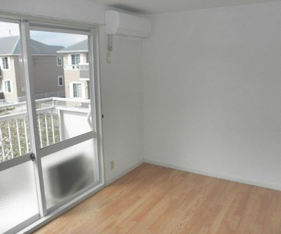 【居間・リビング】 | クレール梨木 | 6.1帖の洋室