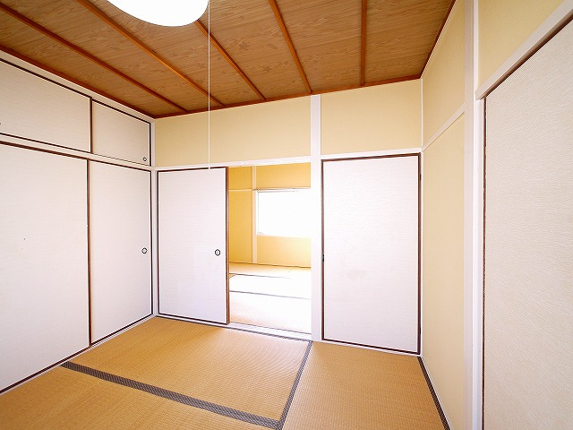 大西貸家の和室|い草の香りが落ち着く素敵な和室です